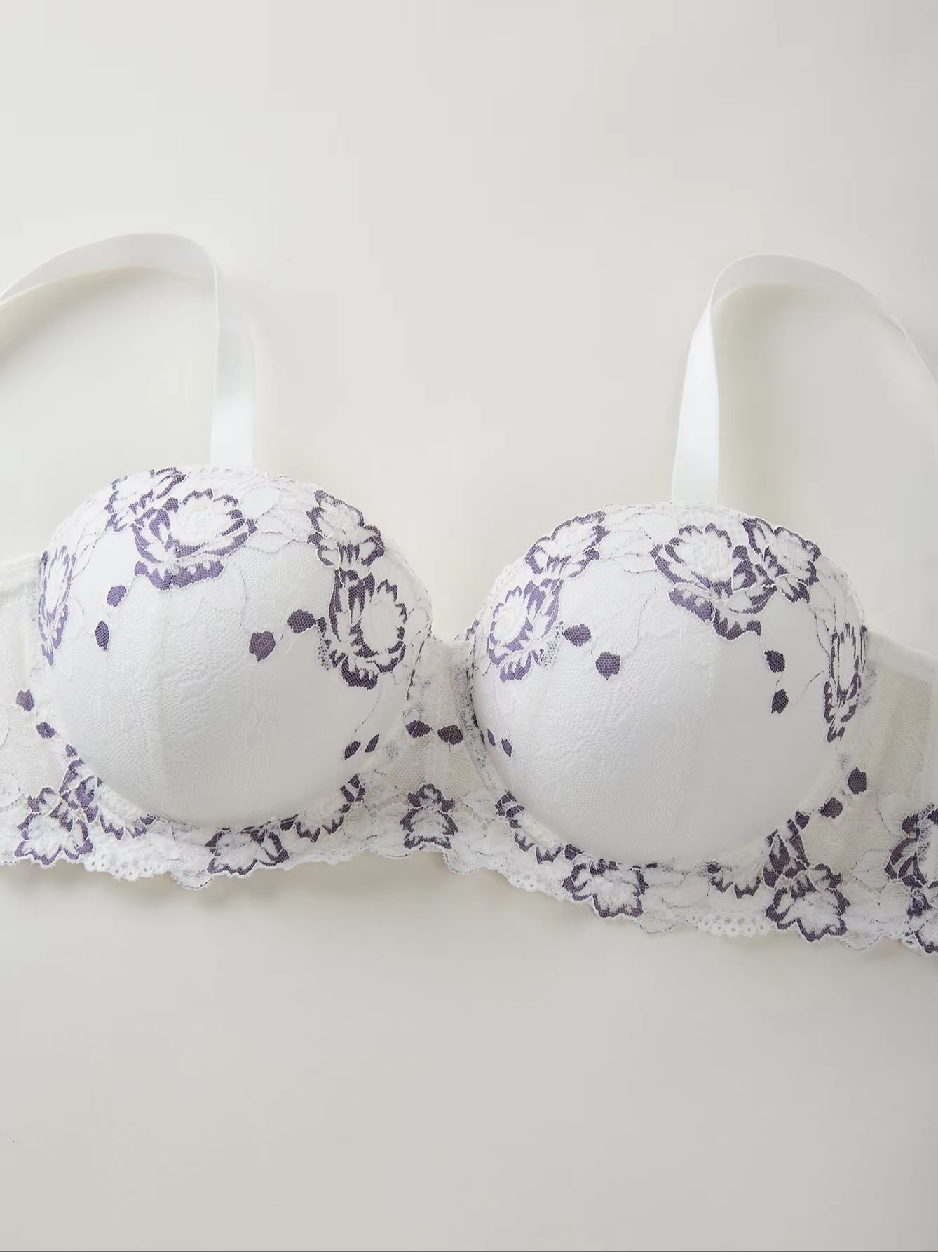 Plus Size Lace & Embroidery Wo - Underwire Bra Padded recension och pris